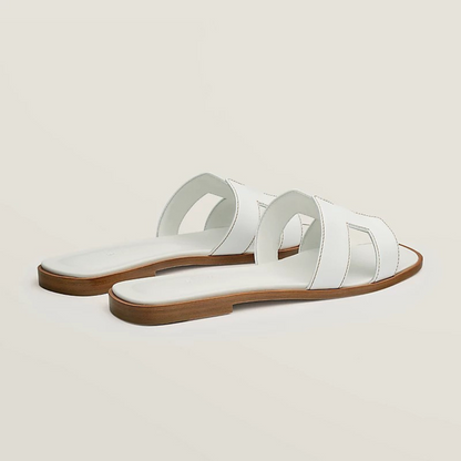 Sandalias planas estilo artesanal