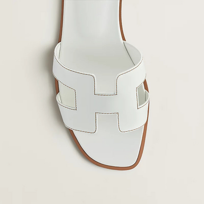 Sandalias planas estilo artesanal