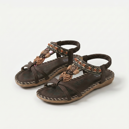 Sandalias con detalles artesanales